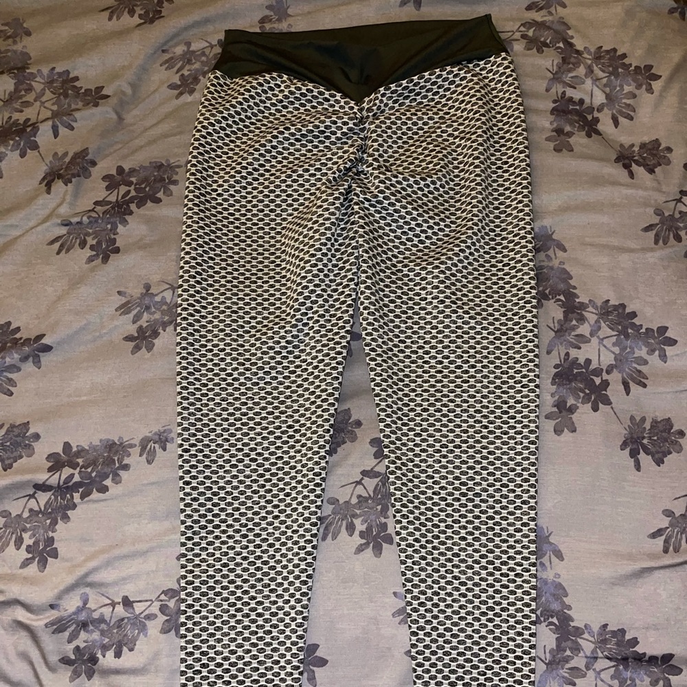 Tik Tom famous leggins